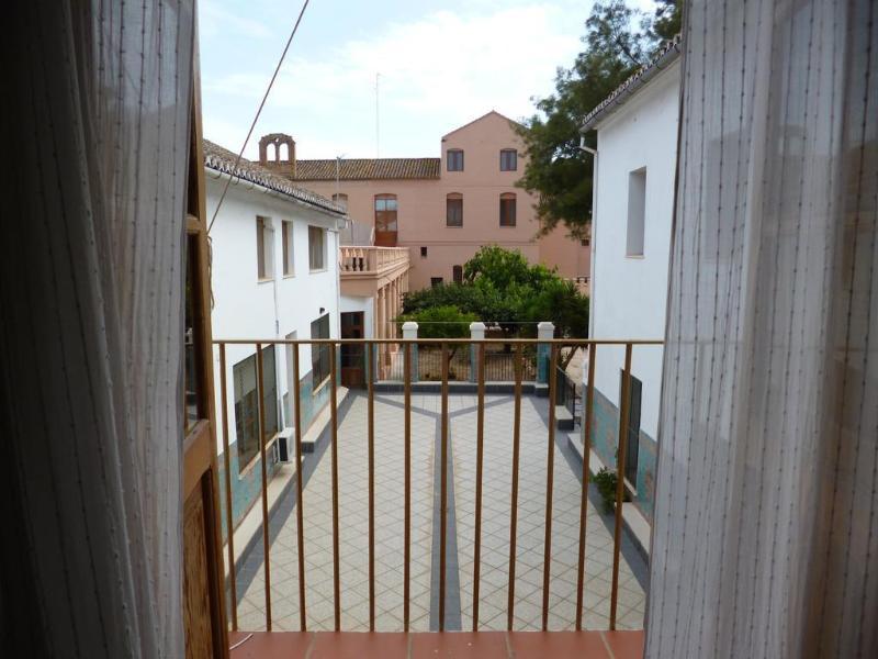 Hostal El Convent De Moncada Bagian luar foto